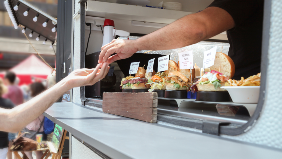  Inside a Food Truck Kitchen: Design and Efficiency in Small Spaces